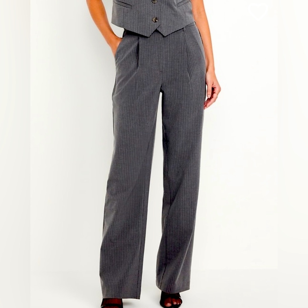 NWT Old Navy Taylor Wide Leg Trousers in gray pinstripe, size petite large